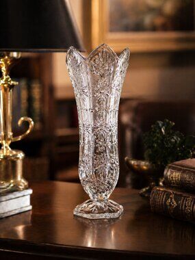 Vintage Anchor Hocking Prescut Star of David Vase 8.5” | Footed Glass | MCM